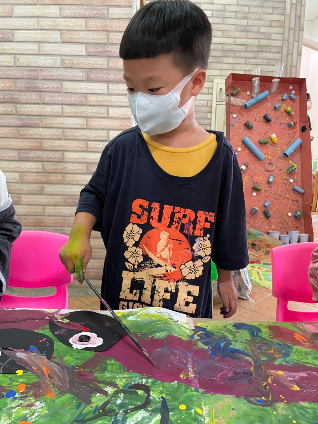 集體創作畫-我才不放手呢!